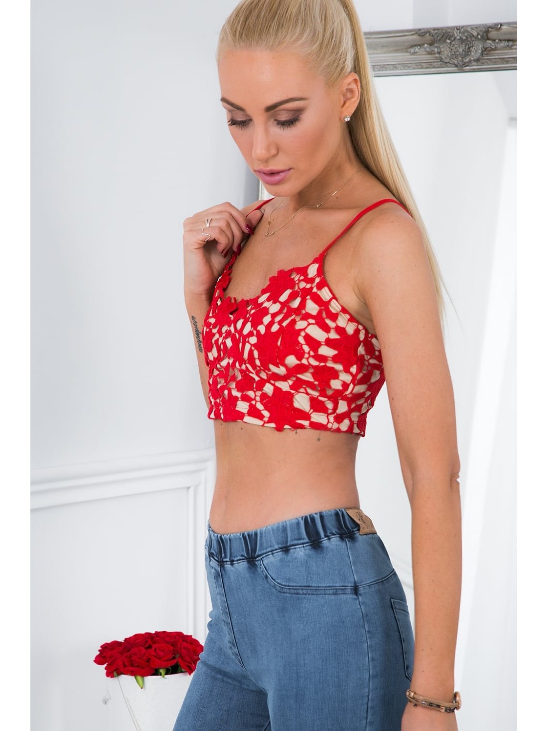 Top scurt din dantela rosie ZZ273 - Magazin online - Boutique